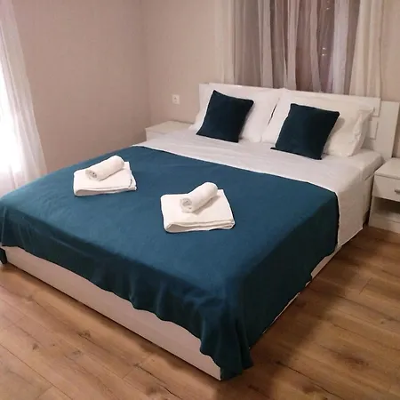 Ra &za Thassos Island * Λιμενάρια